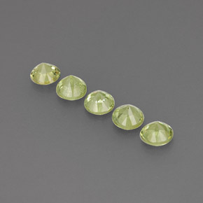 Achetez naturel ct vert grenat démantoïde gems, coupe roude, en provenance namibie chez gemselect. en stock, livraison internationale!
