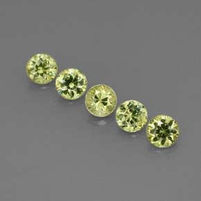 Achetez naturel ct vert grenat démantoïde gems, coupe roude, en provenance namibie chez gemselect. en stock, livraison internationale!