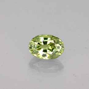 Grenat démantoïde vert naturelle coupe ovale, 0,64 ct, VS