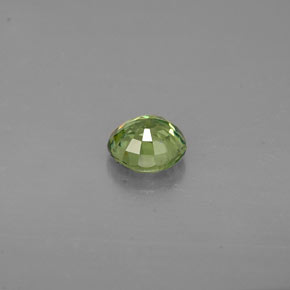 Grenat démantoïde vert naturelle coupe roude, 0,47 ct, VS