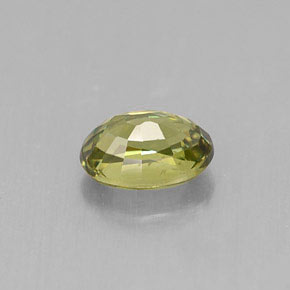 Grenat démantoïde vert naturelle coupe ovale, 0,70 ct, VVS-VS