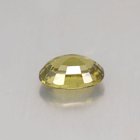 Grenat démantoïde vert naturelle coupe ovale, 0,68 ct, VVS-VS