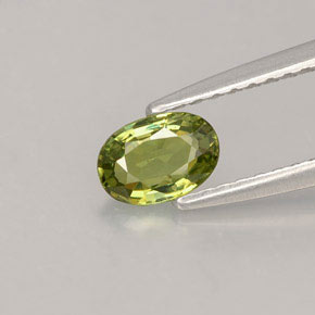 Grenat démantoïde vert naturelle coupe ovale, 0,45 ct, VVS-VS