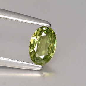 Grenat démantoïde vert naturelle coupe ovale, 0,42 ct, VVS-VS