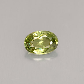 Grenat démantoïde vert naturelle coupe ovale, 0,59 ct, VS