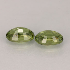 Achetez naturel ct vert grenat démantoïde gems, coupe ovale, en provenance namibie chez gemselect. en stock, livraison internationale!