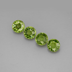 Achetez naturel ct vert grenat démantoïde gems, coupe roude, en provenance namibie chez gemselect. en stock, livraison internationale!