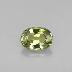 Grenat démantoïde vert naturelle coupe ovale, 0,62 ct, VS