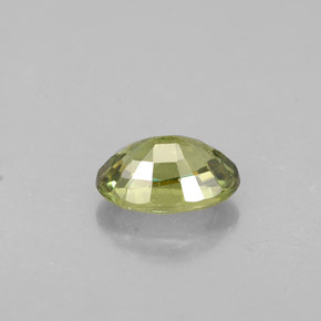 Grenat démantoïde vert naturelle coupe ovale, 0,63 ct, VVS-VS