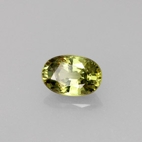 Grenat démantoïde vert naturelle coupe ovale, 0,68 ct, VS
