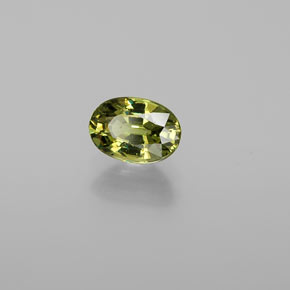 Grenat démantoïde vert naturelle coupe ovale, 0,72 ct, VVS-VS