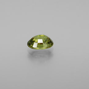 Grenat démantoïde vert naturelle coupe ovale, 0,72 ct, VVS-VS