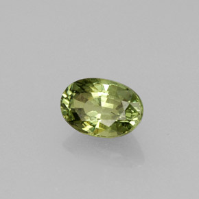 Grenat démantoïde vert naturelle coupe ovale, 0,71 ct, VVS-VS