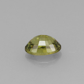 Grenat démantoïde vert naturelle coupe ovale, 0,67 ct, VVS-VS