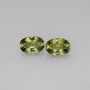 Achetez naturel ct vert grenat démantoïde gems, coupe ovale, en provenance namibie chez gemselect. en stock, livraison internationale!