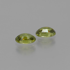 Achetez naturel ct vert grenat démantoïde gems, coupe ovale, en provenance namibie chez gemselect. en stock, livraison internationale!
