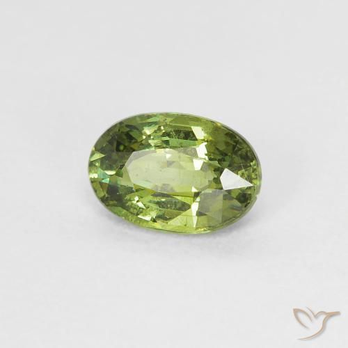Grenat démantoïde Vert jaunâtre naturelle ovale, 0.61 ct, VS