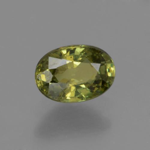 Grenat Démantoïde Vert foncé naturelle Coupe ovale, 0.62 ct, VS