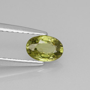 Grenat démantoïde vert naturelle coupe ovale, 0,57 ct, VVS-VS