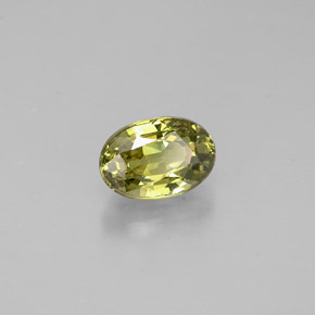 Grenat Démantoïde Jaune moyen naturelle Coupe ovale, 0.67 ct, VS
