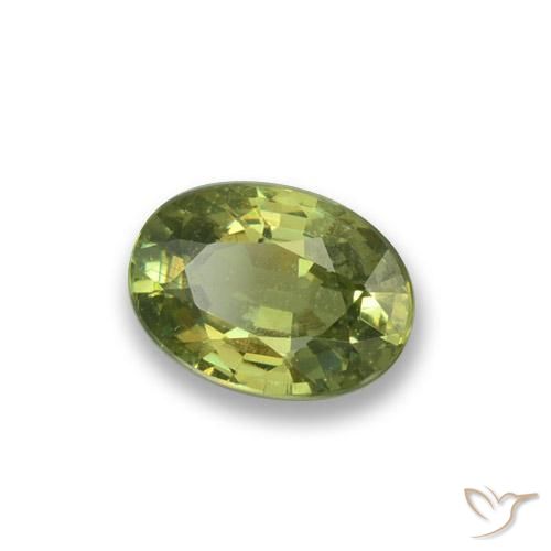 Grenat démantoïde Vert jaunâtre naturelle ovale, 0.60 ct, VS