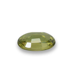 Grenat démantoïde vert naturelle coupe ovale, 0,53 ct, VS