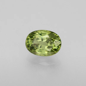 Grenat démantoïde vert naturelle coupe ovale, 0,72 ct, VS