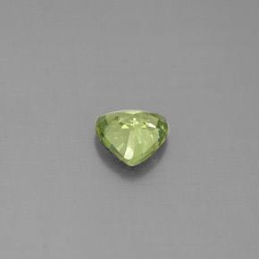 Grenat démantoïde vert naturelle trillion, 0,57 ct, VS