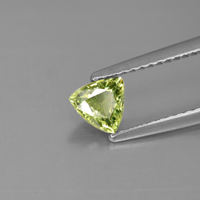 Grenat démantoïde vert naturelle trillion, 0,56 ct, VS