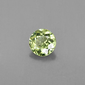 Grenat démantoïde vert naturelle coupe roude, 0,47 ct, VVS-VS