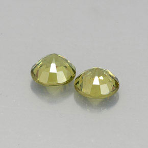Achetez naturel ct jaune grenat démantoïde gems, coupe roude, en provenance namibie chez gemselect. en stock, livraison internationale!