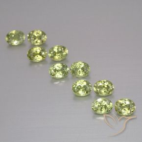 Shop natural 2.14ct Olive verte Grenat démantoïde gems, ovale, from Namibie at GemSelect. In stock, global shipping!