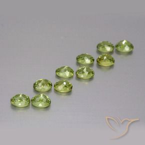 Shop natural 2.54ct Vert moyen Grenat démantoïde gems, ovale, from Namibie at GemSelect. In stock, global shipping!