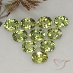 Shop natural 2.19ct Olive verte Grenat démantoïde gems, ovale, from Namibie at GemSelect. In stock, global shipping!