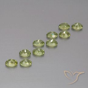 Shop natural 1.93ct Olive verte Grenat démantoïde gems, ovale, from Namibie at GemSelect. In stock, global shipping!