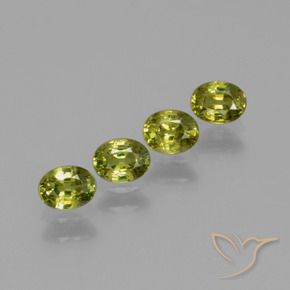 Shop natural 1.02ct Medium Light Green Grenat démantoïde gems, ovale, from Namibie at GemSelect. In stock, global shipping!