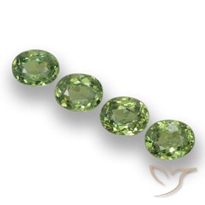 Shop natural 1.42ct Forêt verte Grenat démantoïde gems, ovale, from Namibie at GemSelect. In stock, global shipping!
