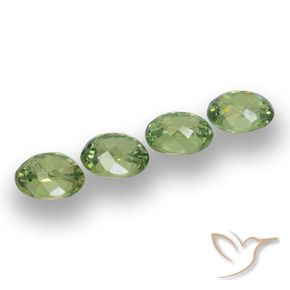 Shop natural 1.42ct Forêt verte Grenat démantoïde gems, ovale, from Namibie at GemSelect. In stock, global shipping!