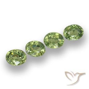 Shop natural 1.31ct Vert chaud Grenat démantoïde gems, ovale, from Namibie at GemSelect. In stock, global shipping!