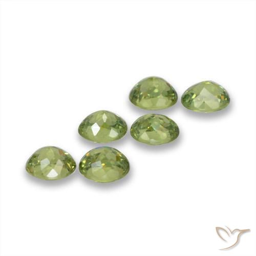 Shop natural 2.06ct Olive verte Grenat démantoïde gems, ovale, from Namibie at GemSelect. In stock, global shipping!
