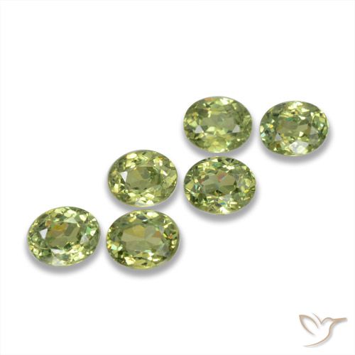 1.98ctw Naturel Vert jaunâtre Grenat démantoïde, ovale, VS