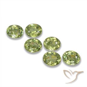 Shop natural 1.98ct Vert jaunâtre Grenat démantoïde gems, ovale, from Namibie at GemSelect. In stock, global shipping!