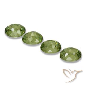 Shop natural 1.27ct Forêt verte Grenat démantoïde gems, ovale, from Namibie at GemSelect. In stock, global shipping!