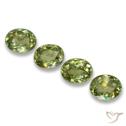 1.23ctw Naturel Olive verte Grenat démantoïde, ovale, VS