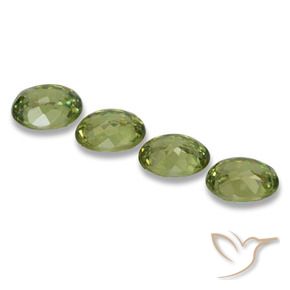 Shop natural 1.23ct Olive verte Grenat démantoïde gems, ovale, from Namibie at GemSelect. In stock, global shipping!