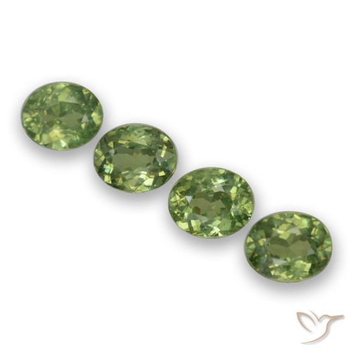 1.65ctw Naturel Vert chaud Grenat démantoïde, ovale, VS