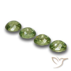 Shop natural 1.46ct Forêt verte Grenat démantoïde gems, ovale, from Namibie at GemSelect. In stock, global shipping!
