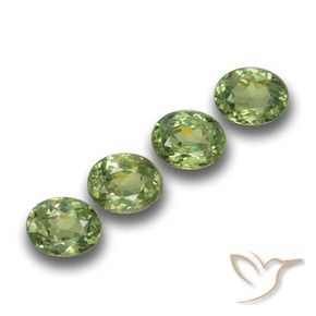 Shop natural 1.18ct Vert chaud Grenat démantoïde gems, ovale, from Namibie at GemSelect. In stock, global shipping!