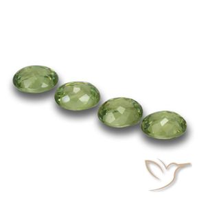 Shop natural 1.18ct Vert chaud Grenat démantoïde gems, ovale, from Namibie at GemSelect. In stock, global shipping!