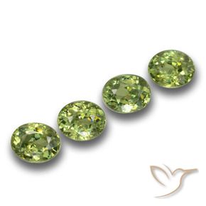 Shop natural 1.33ct Vert forêt léger Grenat démantoïde gems, ovale, from Namibie at GemSelect. In stock, global shipping!